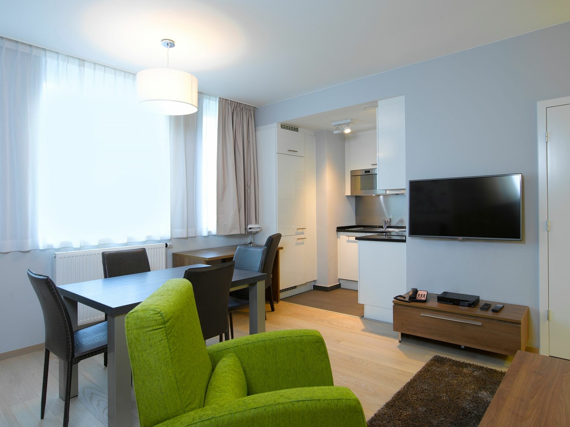 Thon Residence Florence Aparthotel Брюссель Екстер'єр фото